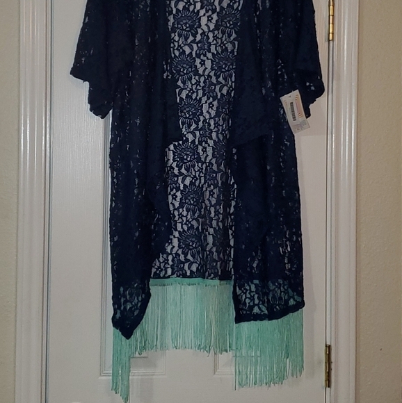 nwt Lularoe Small Monroe lace open front kimono - Picture 5 of 5